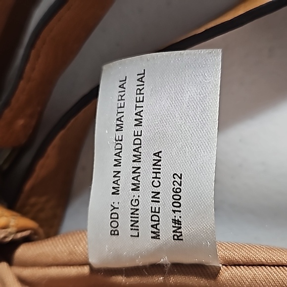 B.O.C. Born Concept Soft leather Camel brown crossbody purse handbag VGUC - Picture 8 of 17